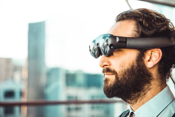 Oculus Quest 2 Virtual Reality Headset Virtual Reality VR Headsets > Smart Tech Wear 2